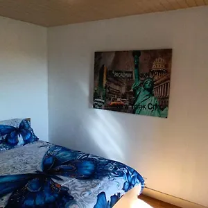 Hébergement de vacances Location Vakansou, Lanouée